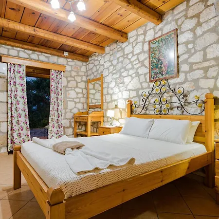 Joanna's Stone Apartament *