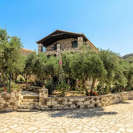 Joanna's Stone Apartment