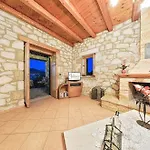 Joanna's Stone Apartment