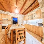 Joanna's Stone Apartment *