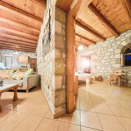 Joanna's Stone Appartement Vasilikí